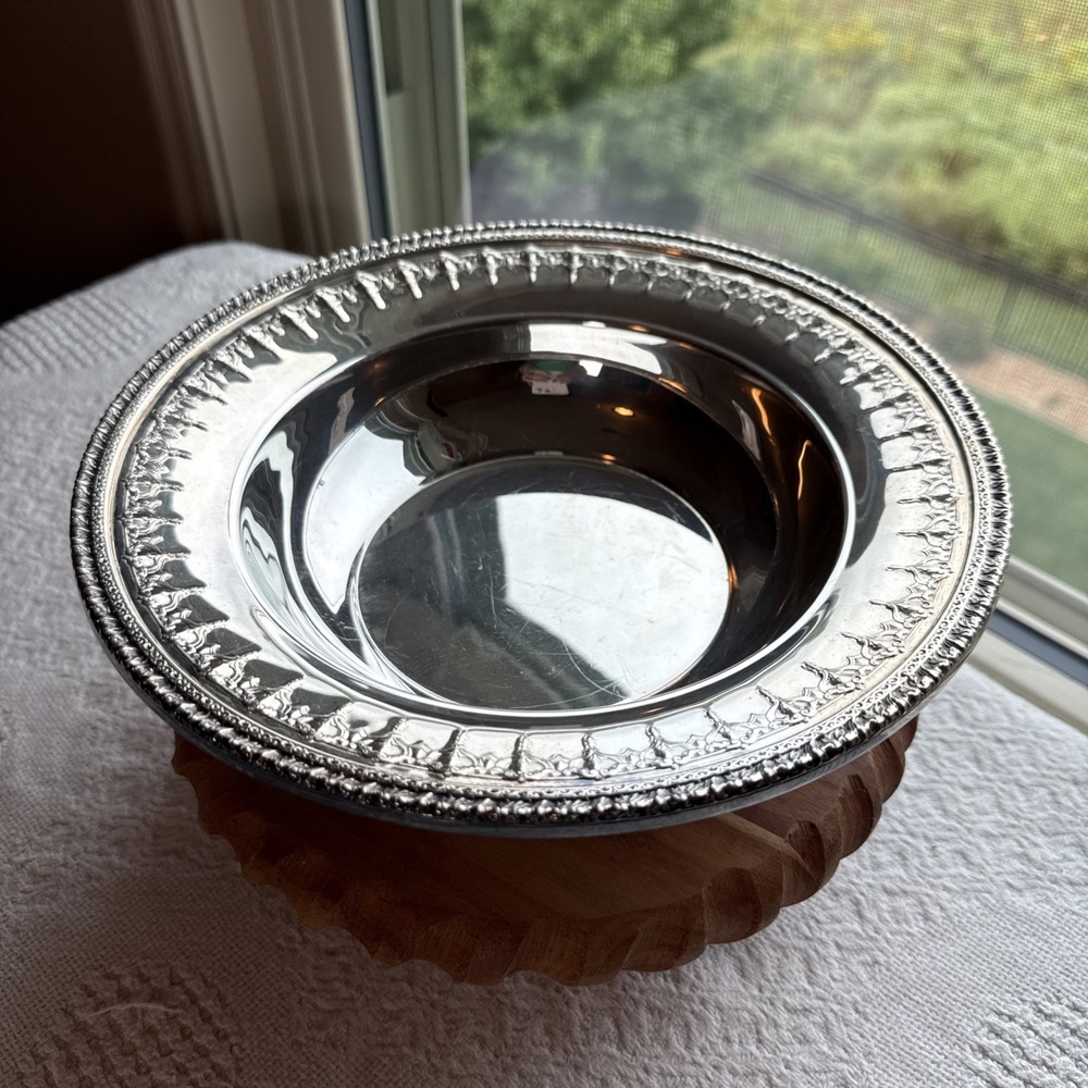 Vintage Reed & Barton Silver Plated Serving Bowl #1202